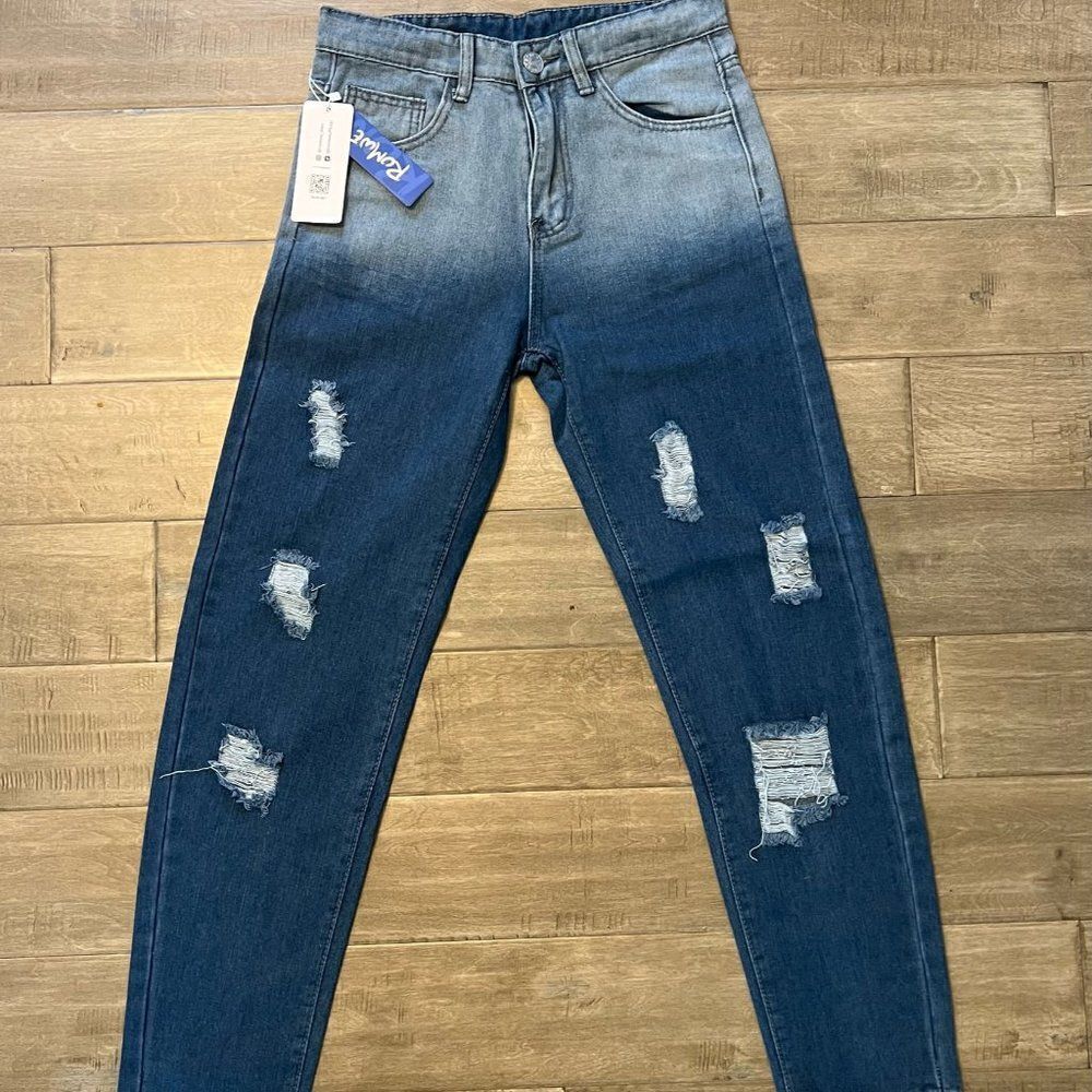 Romwe Women's Jeans Size 28 Blue Distressed Straight Leg Denim NWT. MT